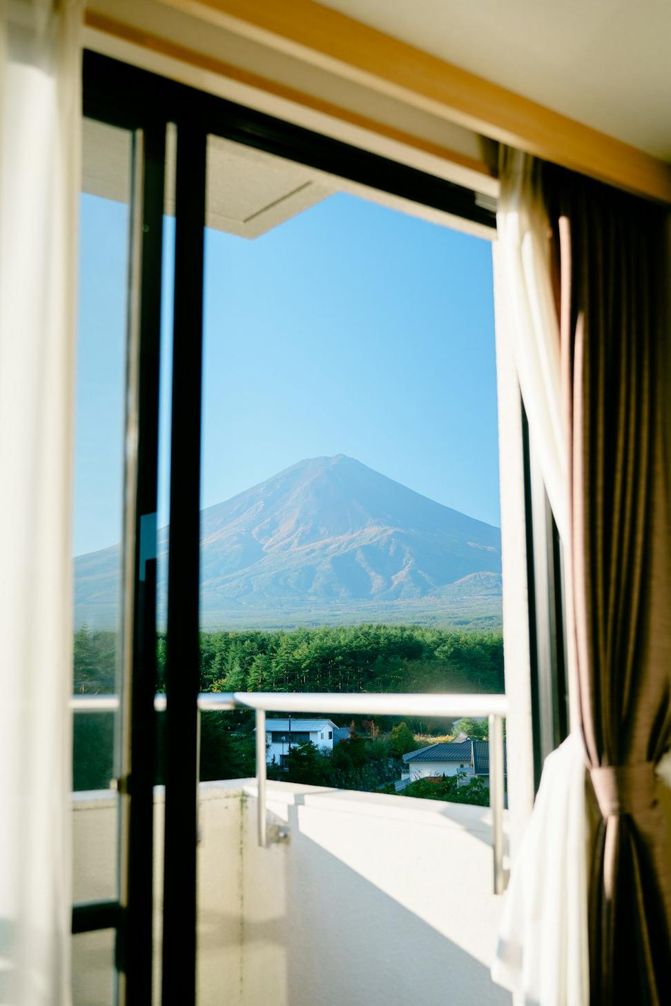 Deluxe Mountain View